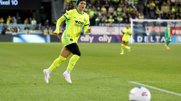 Bestbezahlte Spielerin? Rodman in neuen Dimensionen