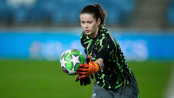 VfL-Torhüterin Johannes bereit für Chelsea-Duell