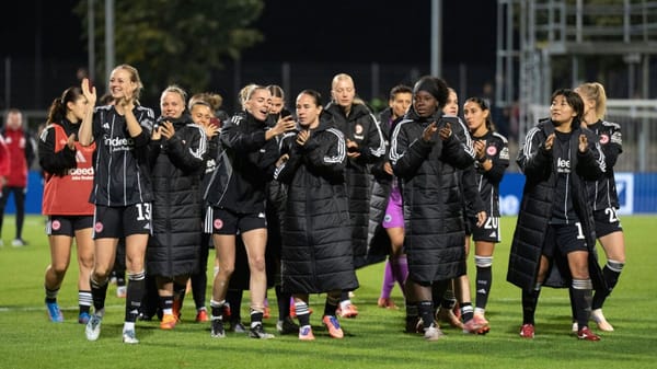 Frankfurt im Achtelfinale des Europa Cups