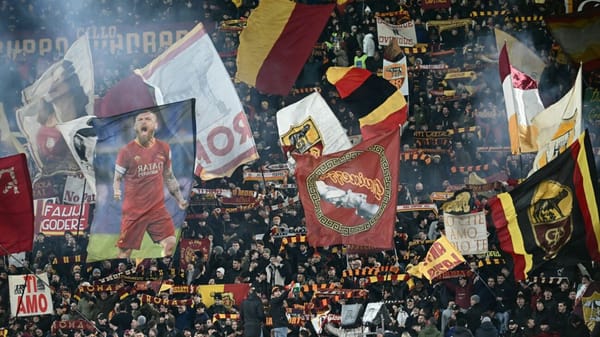 Ausschreitungen in Nizza: 13 Rom-Fans bleiben in U-Haft