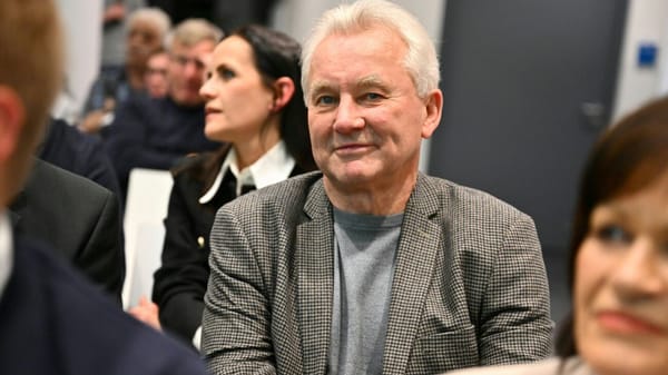 Trotz Kritik: Trainerverband steht hinter Handshake-Dialog