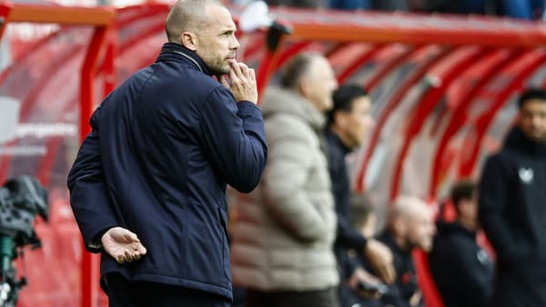 Talfahrt: Ajax entlässt Trainer Heitinga