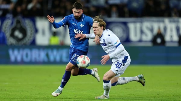 Maglica trifft hinten und vorne: Darmstadt bezwingt Karlsruhe