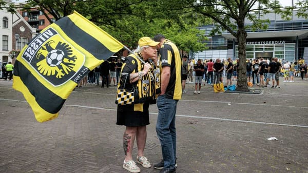 Lizenzentzug ausgesetzt: Vitesse siegt vor Gericht