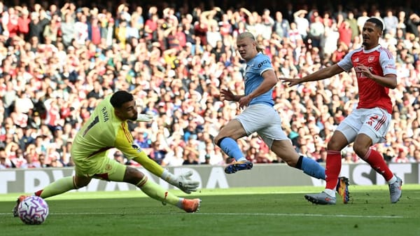 Martinelli kontert Haaland: City verpasst Sieg bei Arsenal