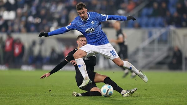 Karlsruhe holt Förster