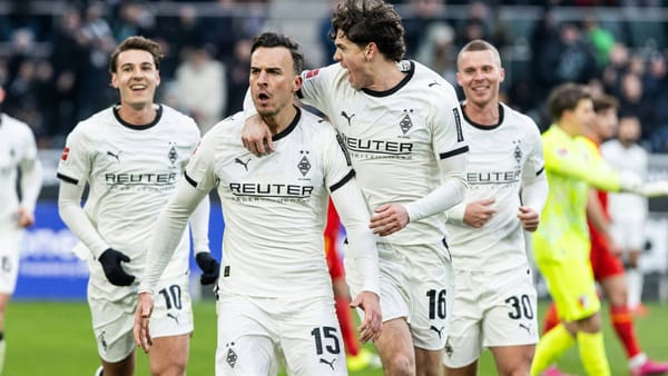 Augsburg im Winterschlaf: Gladbach vergrößert Baums Sorgen