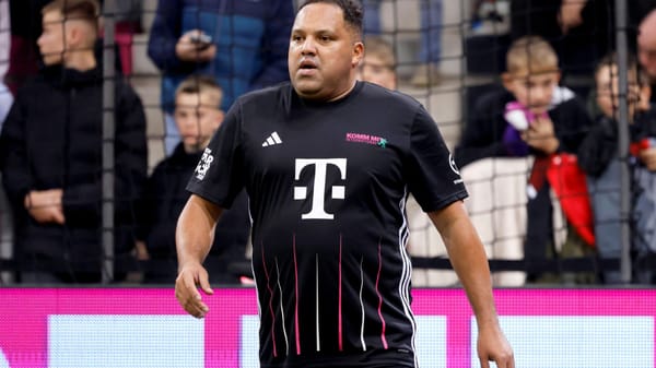 "Sehr zufrieden": Ailton hat Torjägerkanone von 2004 zurück