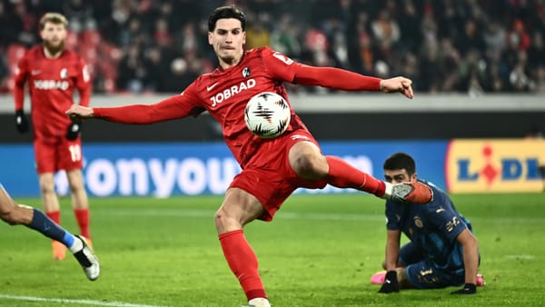 Zwischen Play-offs und Rang eins: Freiburgs Showdown in Lille