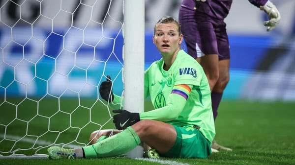 Wolfsburg: Popp bleibt Kapitänin, Minge neu im Trio