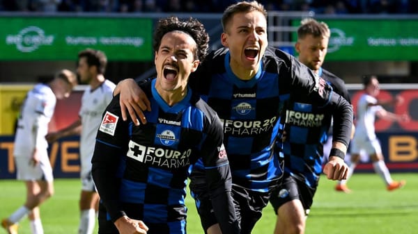 Doppelpack Tigges: Paderborn gewinnt Ostwestfalen-Spektakel