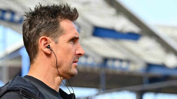 "Müssen punkten": Klose vor "Endspiel" in Düsseldorf?