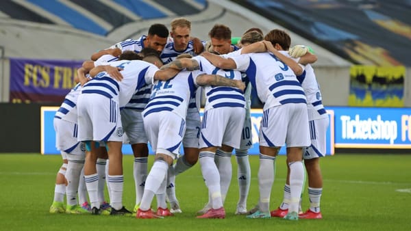 MSV marschiert vorneweg: Der "Wahnsinn von der Wedau"