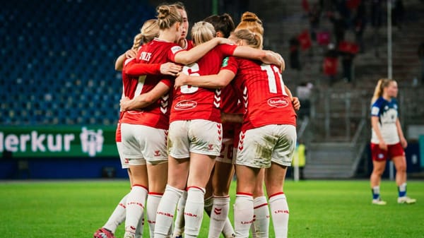 Dreierpack Jessen: Köln schlägt Hamburg souverän