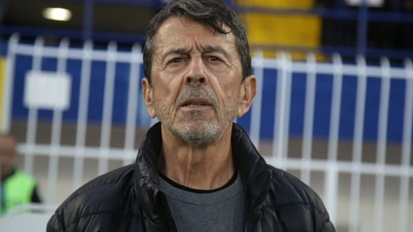 Griechenland: Vater und Sohn als Trainer entlassen