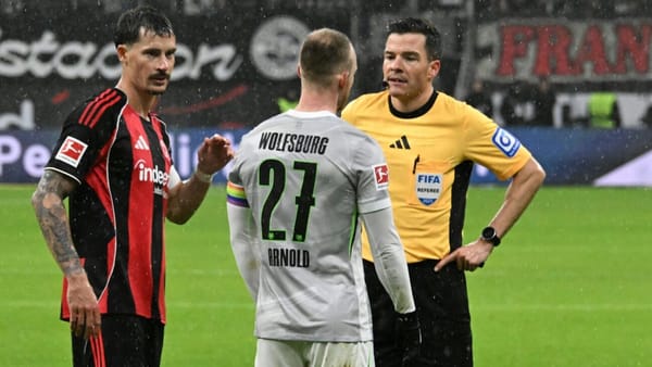 "Unclever": Osmers verteidigt Elfmeterpfiff für Frankfurt