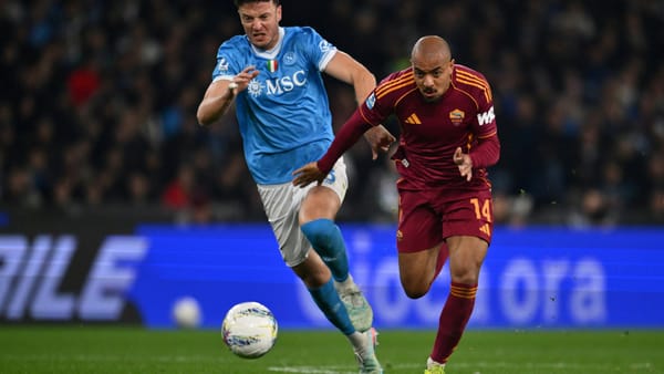 Neapel verteidigt Rang drei bei erneuter Malen-Gala