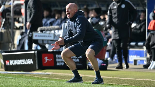 Seimen rettet Paderborn in Bochum