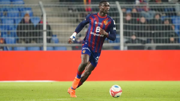 Verstärkung für die Abwehr: Wolfsburg holt Adjetey aus Basel