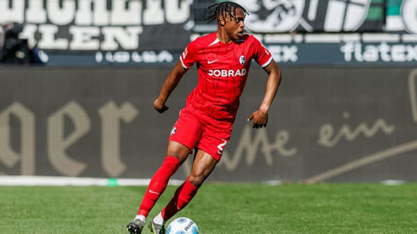 Leihe bis Saisonende: Adamu geht nach Schottland