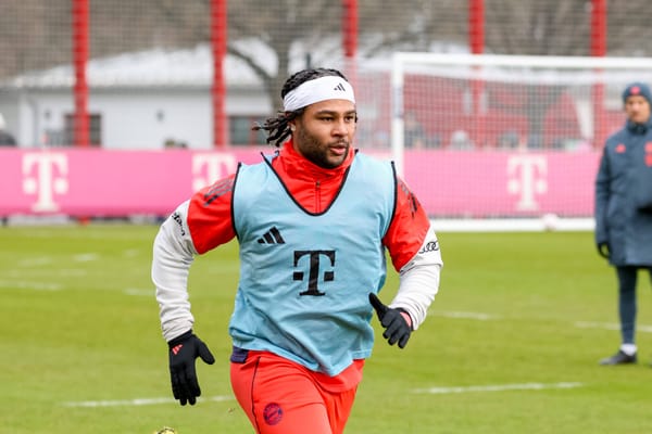 Serge Gnabrys Vertragsverlängerung ist ein Statement für Loyalität im Profifußball