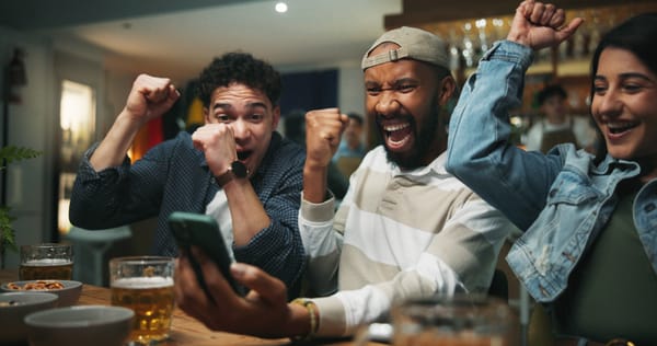 Wie digitale Plattformen das Verhalten moderner Fußballfans verändern