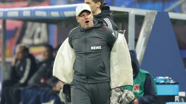 Nur ein Punkt beim HSV: Kwasniok schaltet in den Derby-Modus