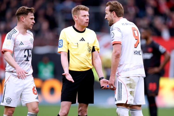 Die Bayern haben im Schiri-Streit recht – aber ihr Ton vergiftet die Debatte