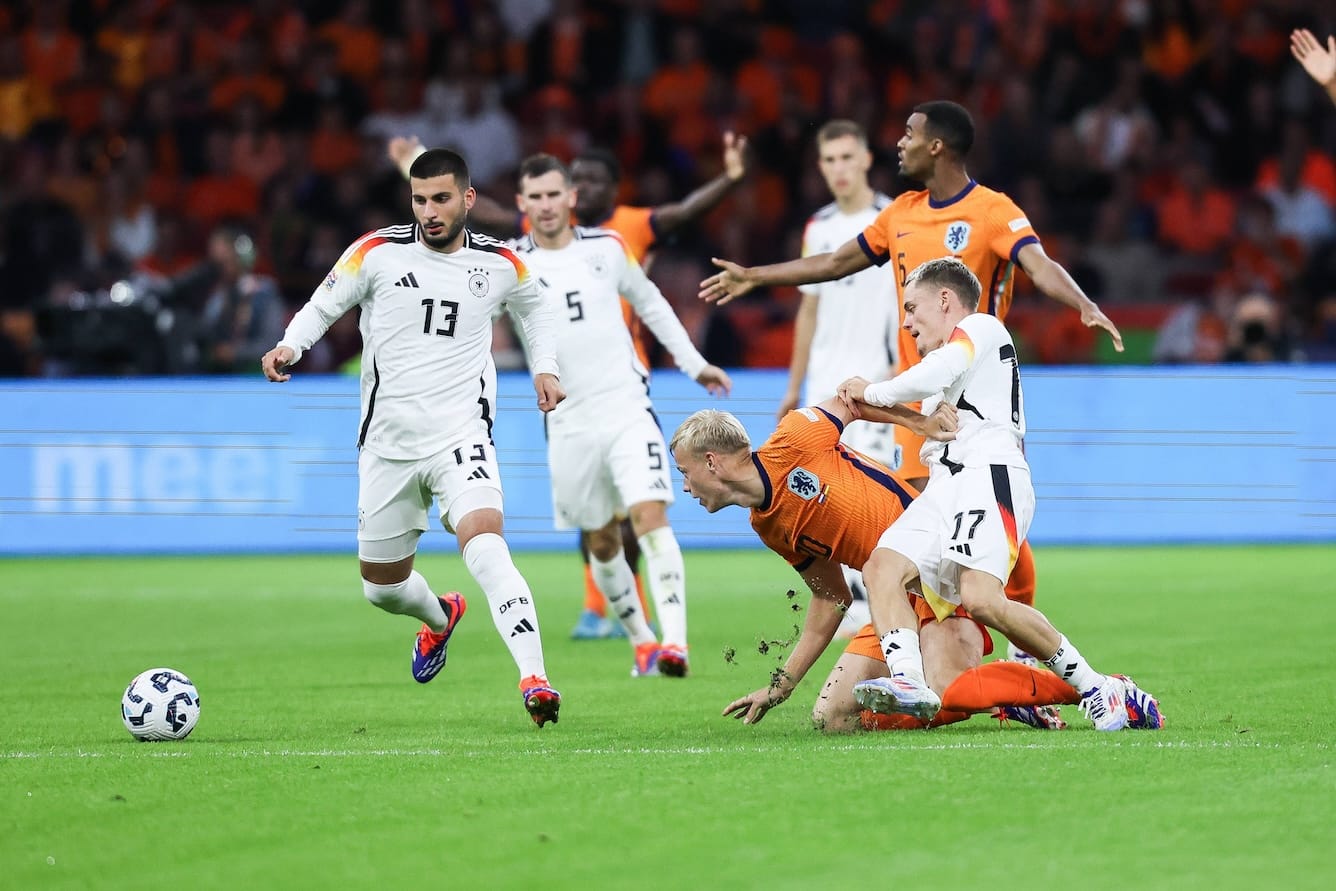 2:2 im Holland-Klassiker: Mentalität made in Germany 2:2 im Holland-Klassiker: Mentalität made in Germany