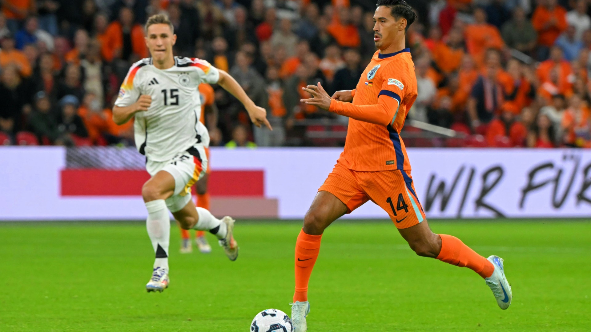 DFB-Team kassiert frühestes Gegentor seit 50 Jahren DFB-Team kassiert frühestes Gegentor seit 50 Jahren