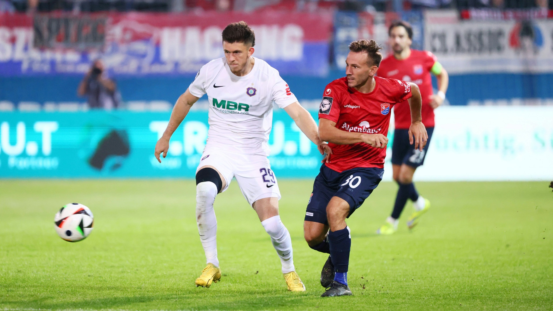 3. Liga: Aue klettert an die Spitze 3. Liga: Aue klettert an die Spitze