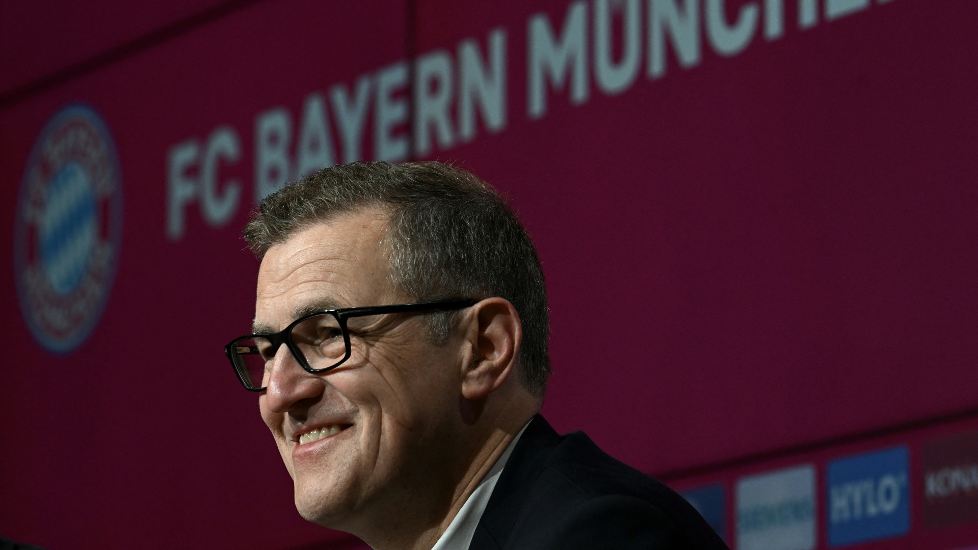 Bayern-Chef Dreesen: „Wir supporten diese Klub-WM“ Bayern-Chef Dreesen: "Wir supporten diese Klub-WM"