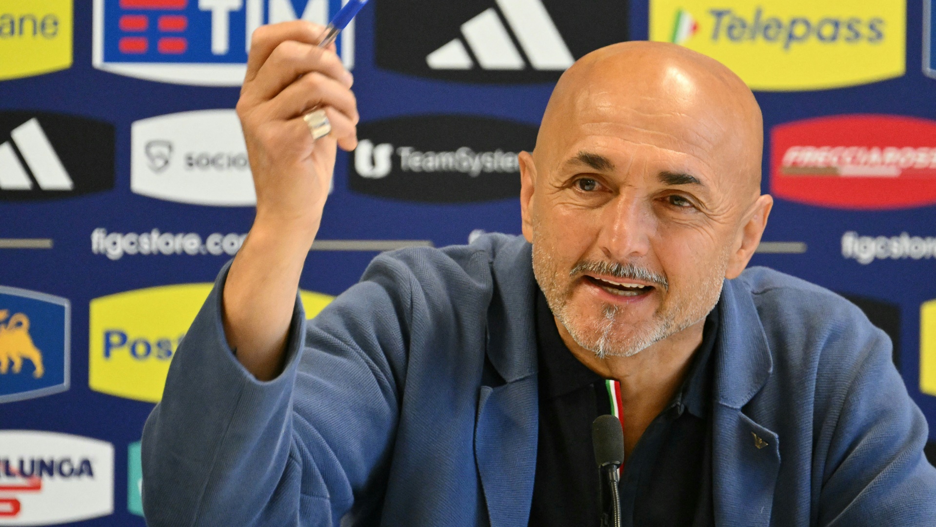 Spalletti klagt über „schrecklichen Sommer“ nach EM-Aus Spalletti klagt über "schrecklichen Sommer" nach EM-Aus