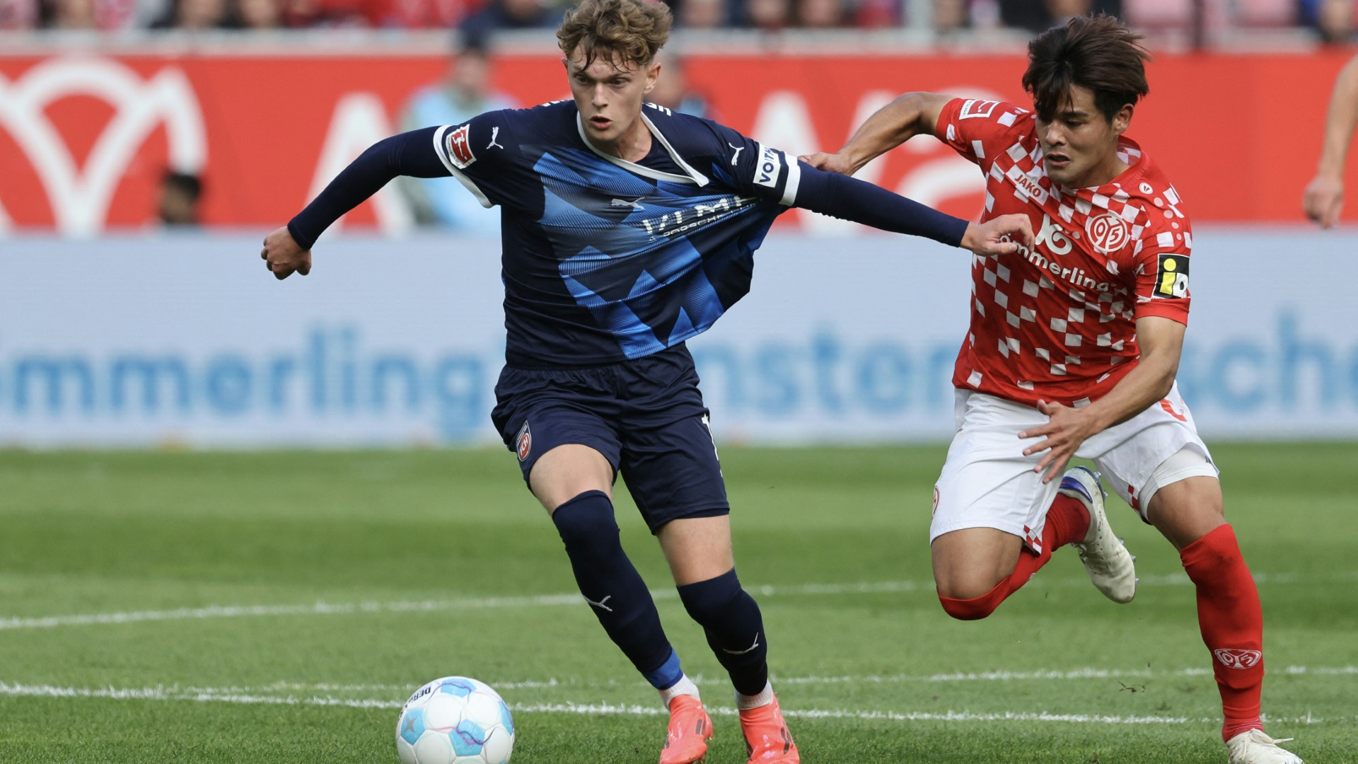 Fit für Europa: Heidenheim schlägt Mainz Fit für Europa: Heidenheim schlägt Mainz