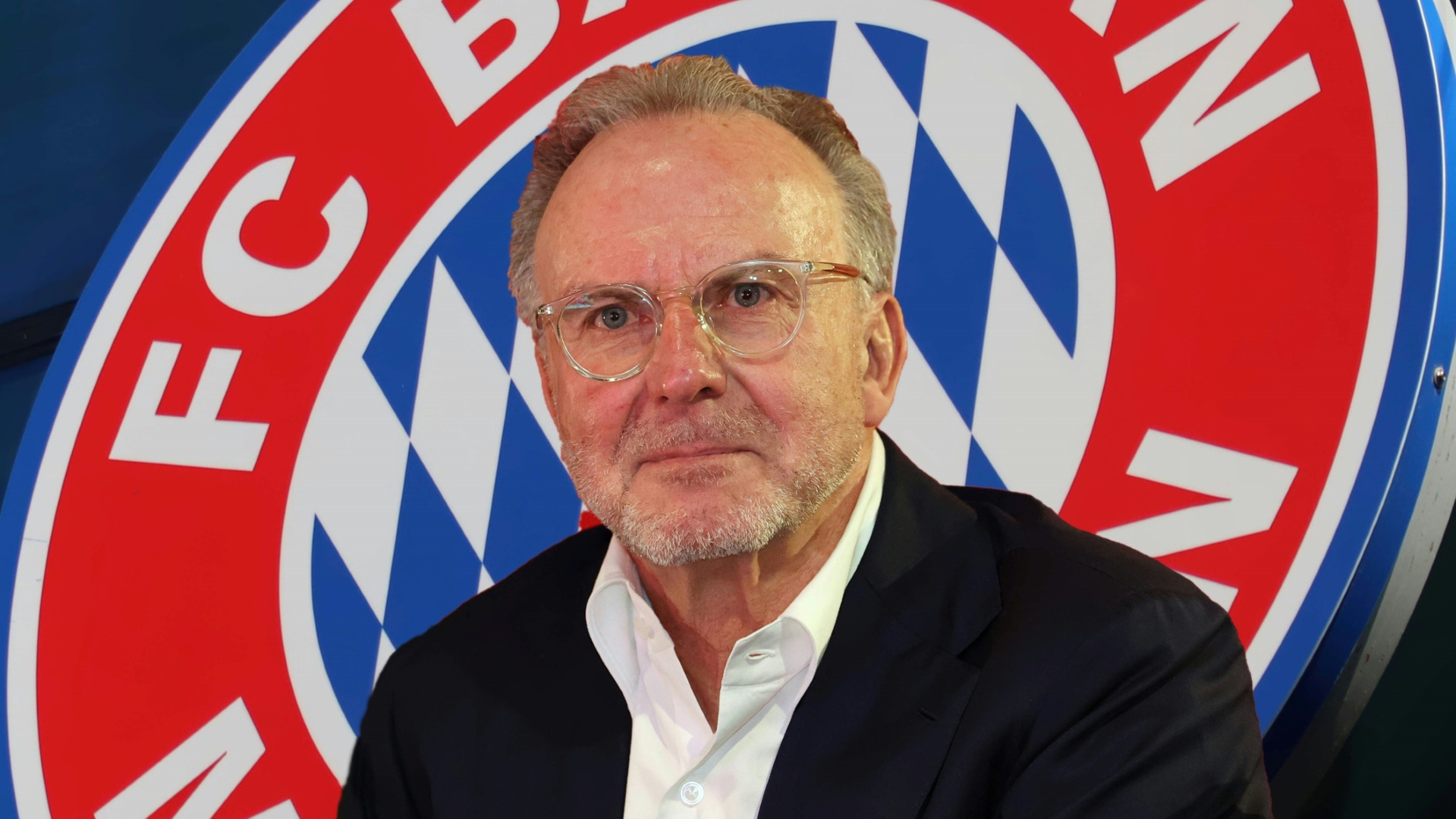 Rummenigge schwärmt von Kompany Rummenigge schwärmt von Kompany