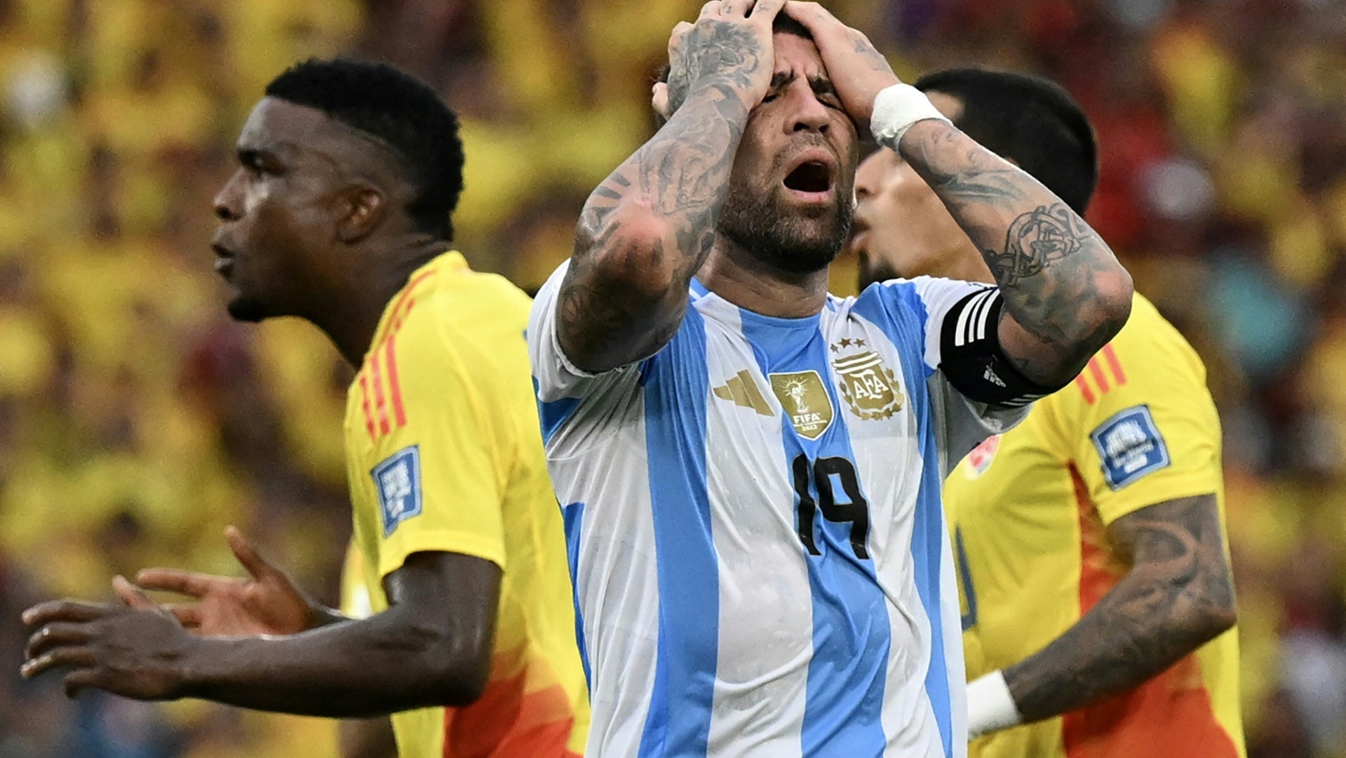 Argentinien und Brasilien patzen in der WM-Qualifikation Argentinien und Brasilien patzen in der WM-Qualifikation