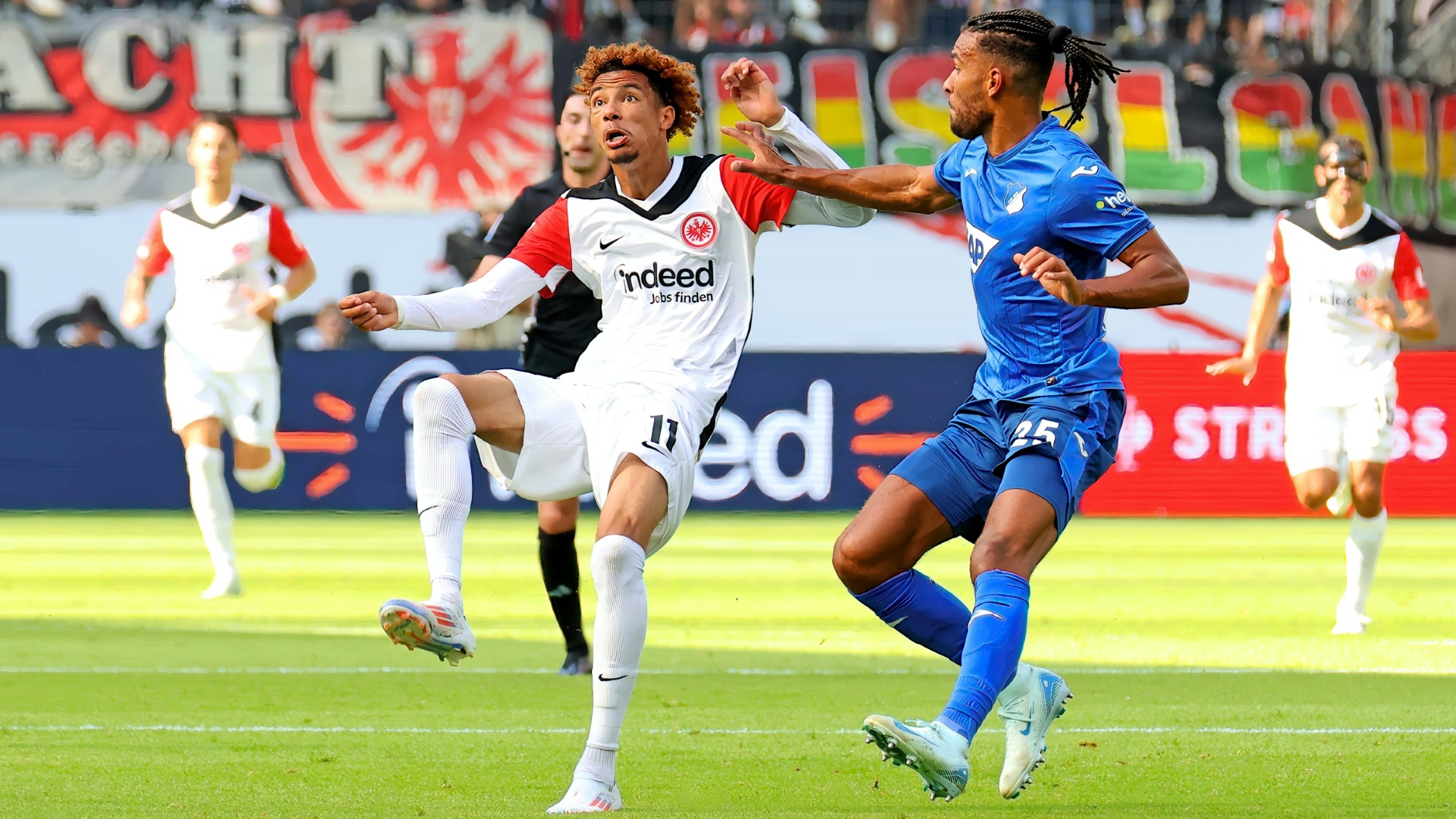 Ekitike löst die Fesseln: Frankfurt besiegt Hoffenheim Ekitike löst die Fesseln: Frankfurt besiegt Hoffenheim