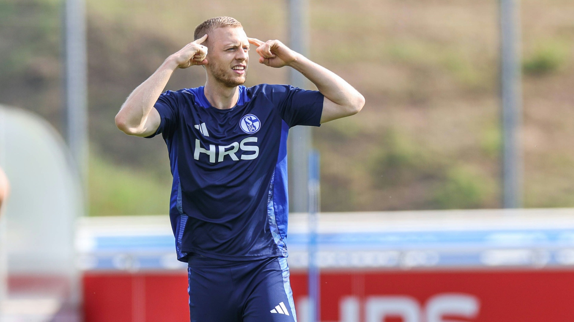Schalke trennt sich von Baumgartl: „Gute Lösung“ Schalke trennt sich von Baumgartl: "Gute Lösung"