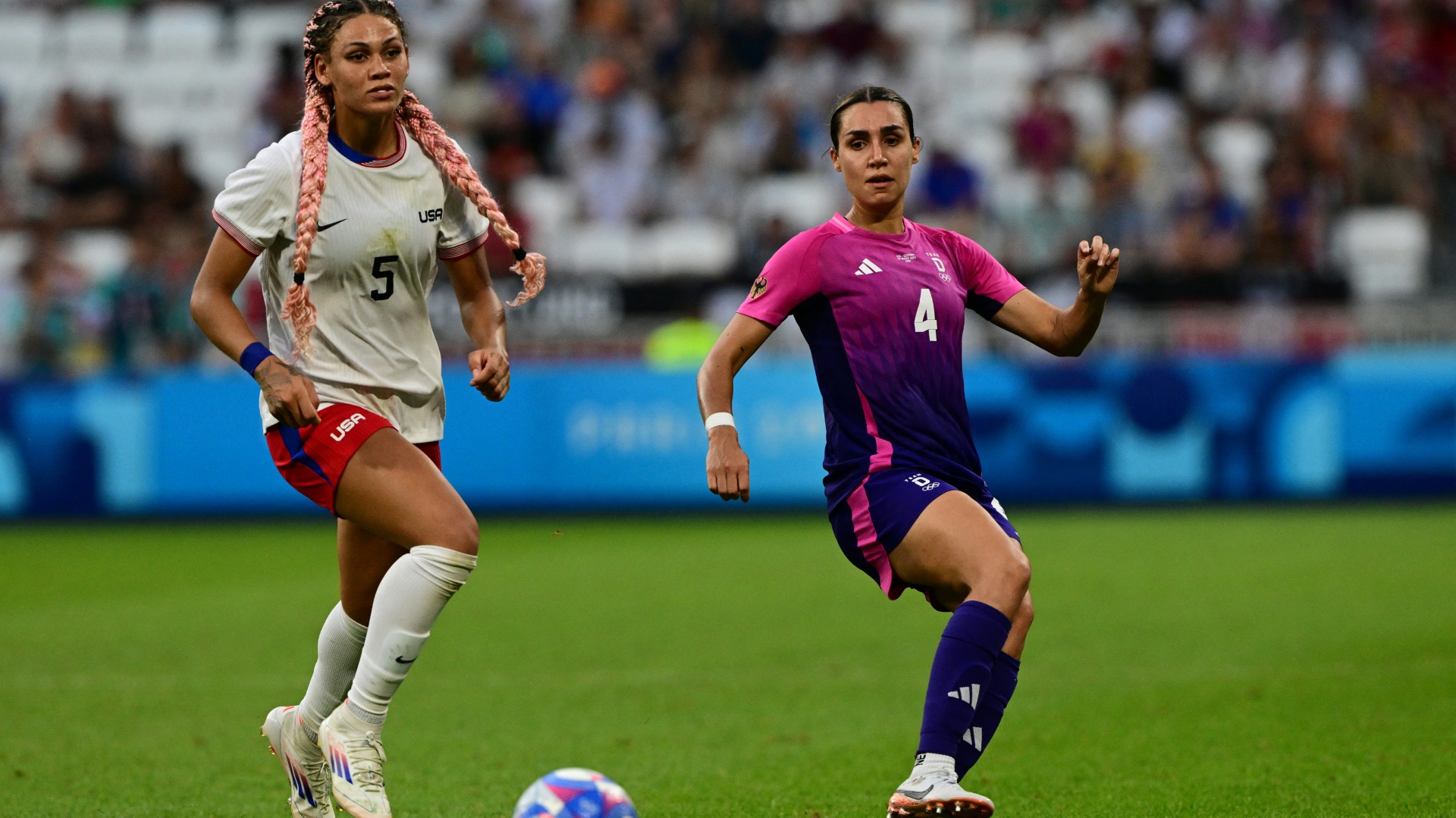 DFB-Frauen: Schulze Solano fällt lange aus DFB-Frauen: Schulze Solano fällt lange aus