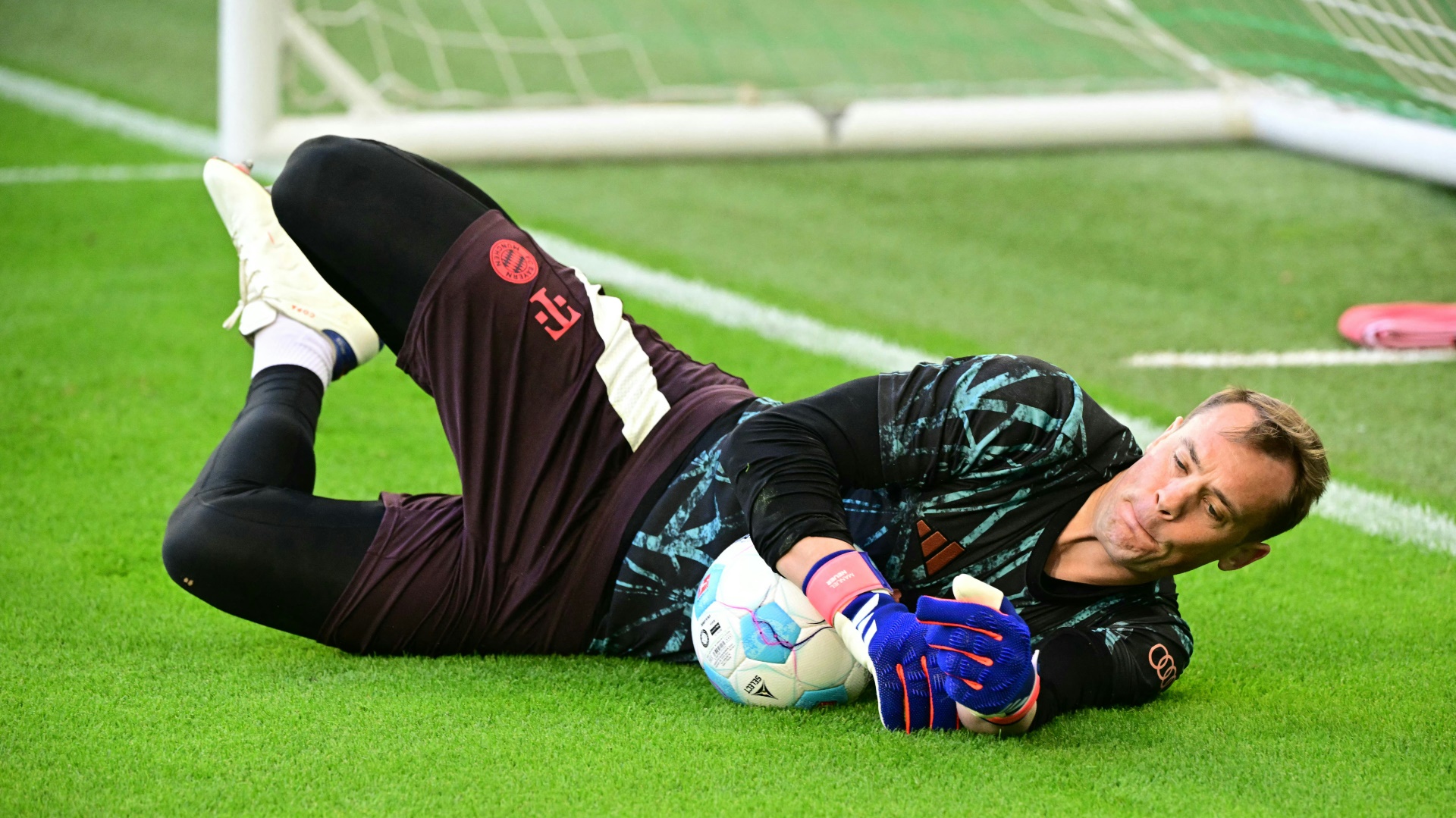FC Bayern: Neuer will Klub-WM gewinnen FC Bayern: Neuer will Klub-WM gewinnen
