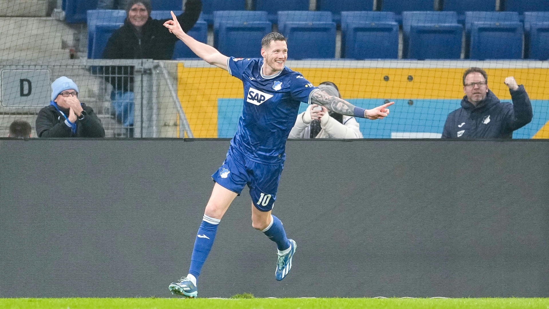 Ex-Hoffenheimer Weghorst vor Wechsel zu Ajax Ex-Hoffenheimer Weghorst vor Wechsel zu Ajax
