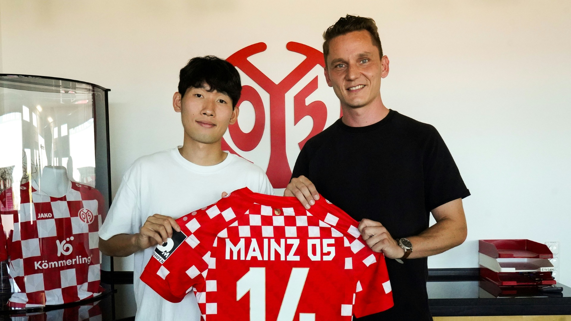 Mainz holt südkoreanischen Nationalspieler Hong Mainz holt südkoreanischen Nationalspieler Hong