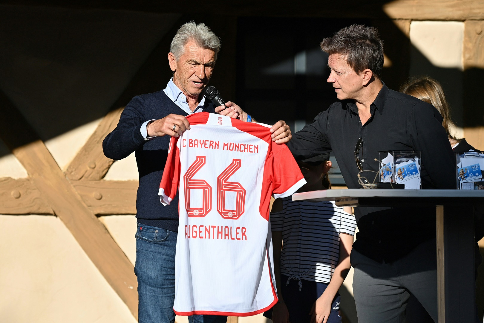 Augenthaler: „Bayern-Abschied war sehr schmerzhaft“ Augenthaler: "Bayern-Abschied war sehr schmerzhaft"