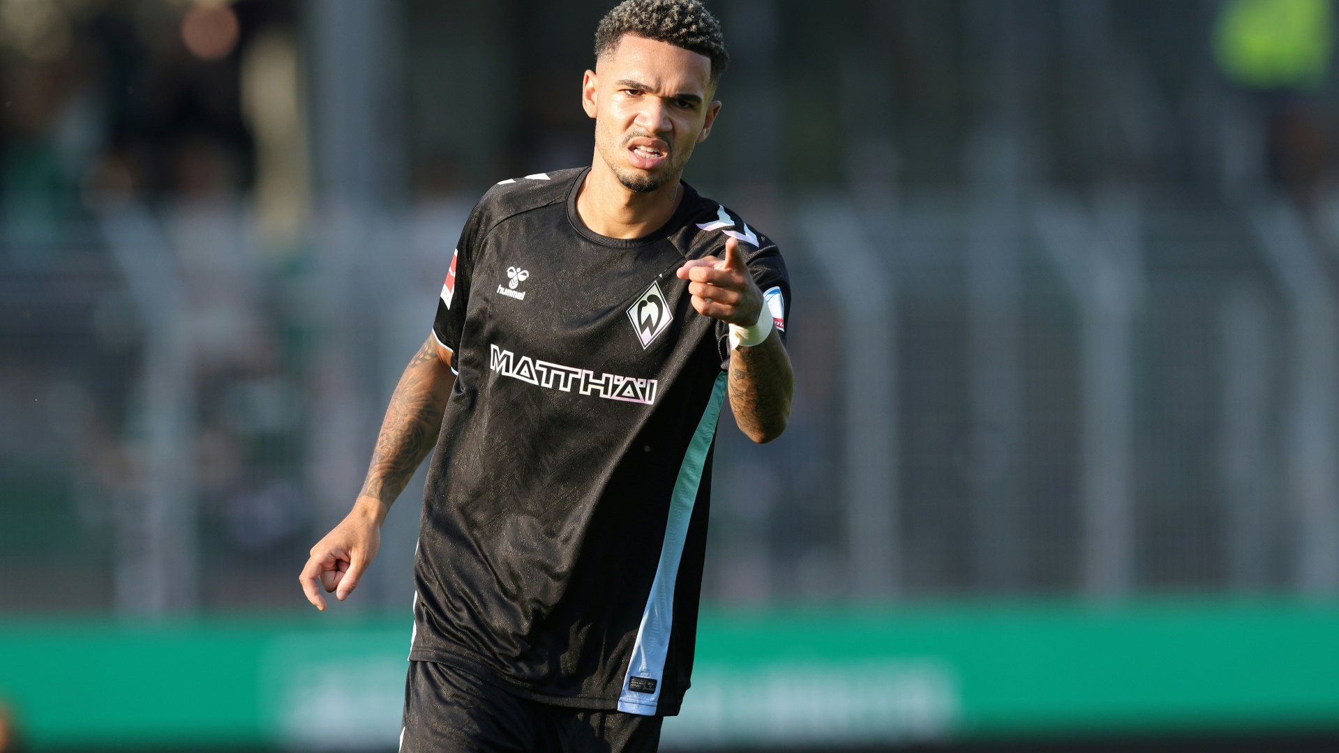 Bänderverletzung: Njinmah fehlt Werder wochenlang Bänderverletzung: Njinmah fehlt Werder wochenlang