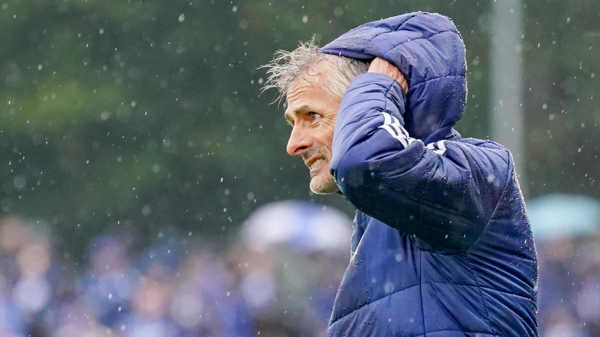 Bei Premiere für van Wonderen: Schalke verpasst Sieg in Aarau Bei Premiere für van Wonderen: Schalke verpasst Sieg in Aarau