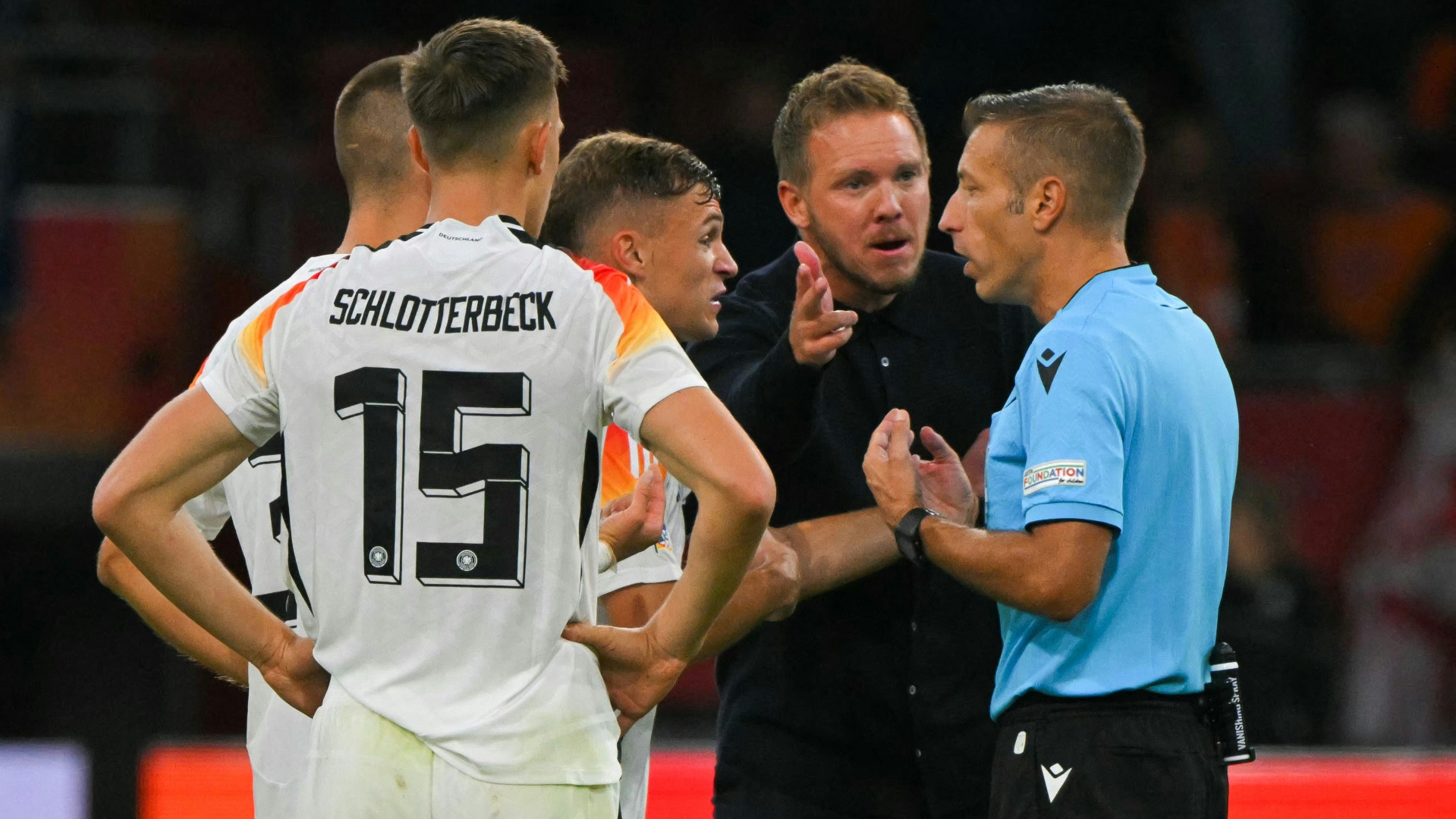 Elfer und Konter: Nagelsmann sauer auf Schiri Massa Elfer und Konter: Nagelsmann sauer auf Schiri Massa