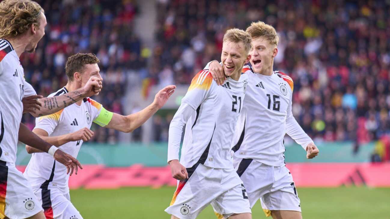 BVB-Stürmer Beier will in der U21 "vorangehen" BVB-Stürmer Beier will in der U21 "vorangehen"