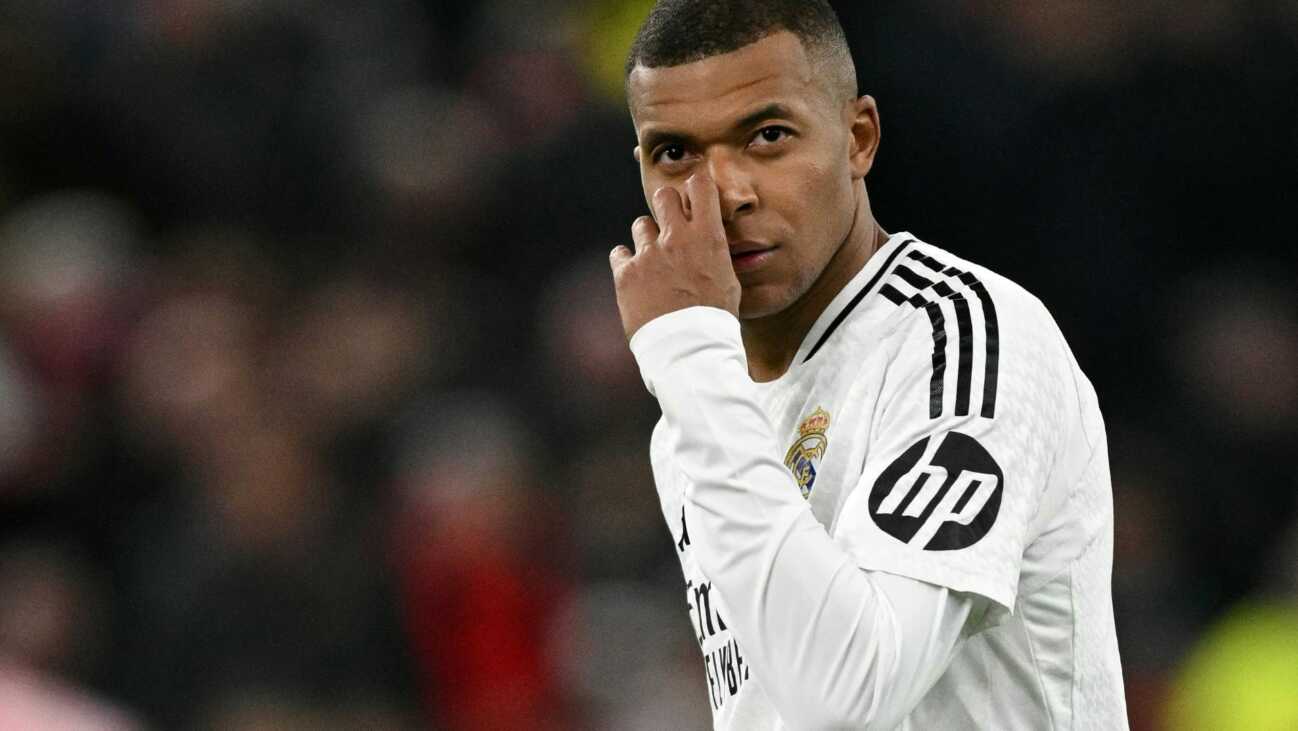 Nach verschossenem Elfmeter: Ancelotti verteidigt Mbappe Nach verschossenem Elfmeter: Ancelotti verteidigt Mbappe