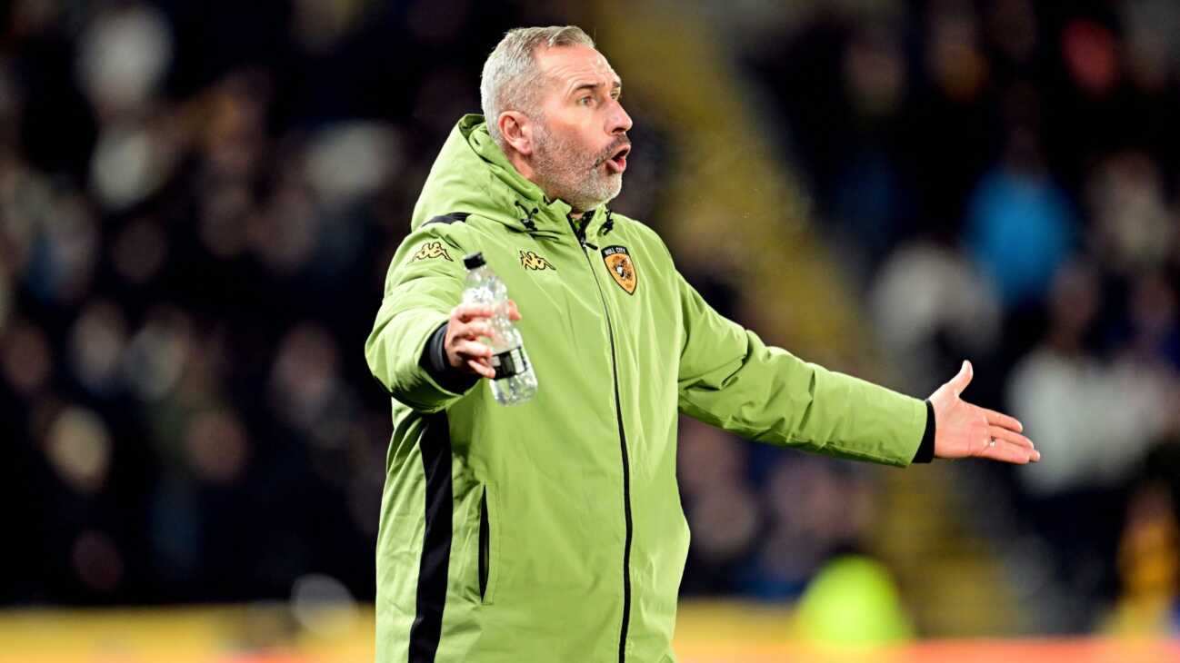 Früherer HSV-Trainer Walter von Hull City entlassen Früherer HSV-Trainer Walter von Hull City entlassen
