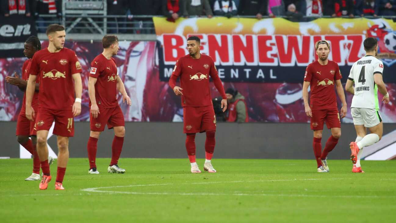 Krise spitzt sich zu: Leipzig geht gegen Wolfsburg unter Krise spitzt sich zu: Leipzig geht gegen Wolfsburg unter